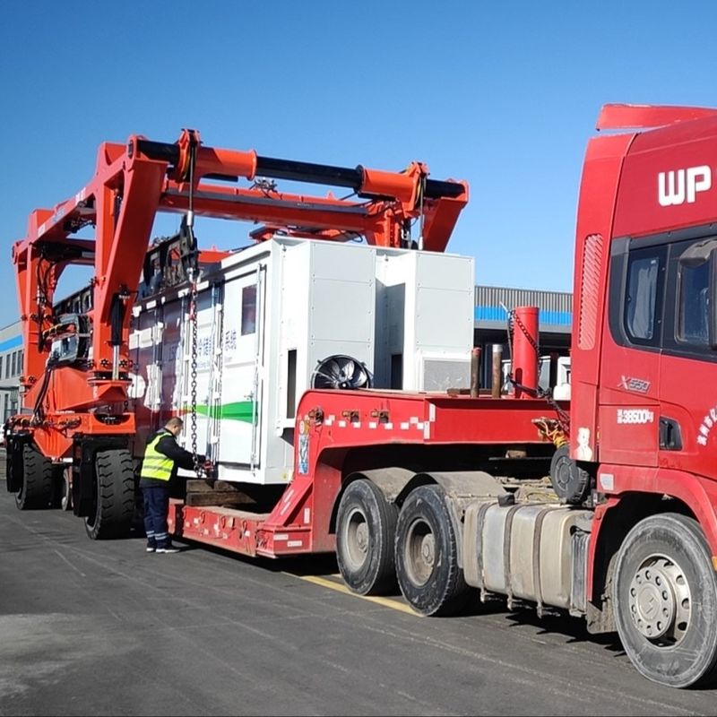 SPEO Mobile Straddle Carrier Crane 35 Ton สำหรับการยกของขนาดใหญ่