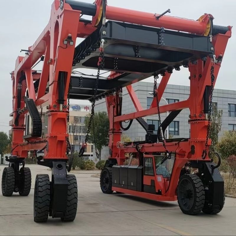 80T Industrial Straddle Carrier Truck 5 กม./ชม. 3 กม./ชม. สำหรับสินค้าขนาดใหญ่