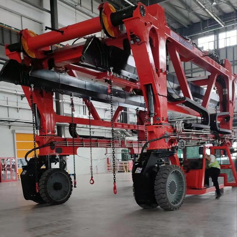 80T Industrial Straddle Carrier Truck 5 กม./ชม. 3 กม./ชม. สำหรับสินค้าขนาดใหญ่