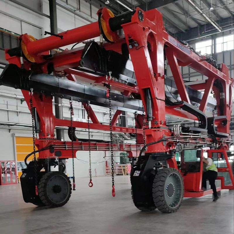 80T Electric Straddle Carrier Truck 7 กม./ชม. 3 กม./ชม. สำหรับการบรรทุกของหนัก